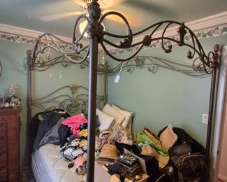 Canopy Bedframe