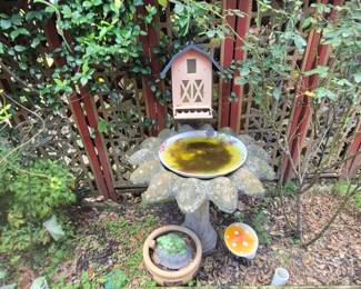 Birdbath, Plants, Garden Decor