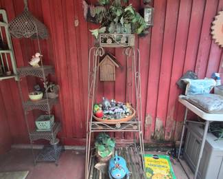 Outdoor Decor and shelving, Plant stands