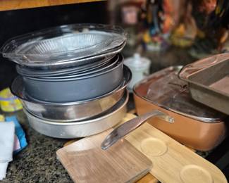 Kitchenware, Pots & Pans, Cutting Boards
