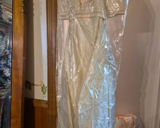 Vintage Wedding Dress and Veil
