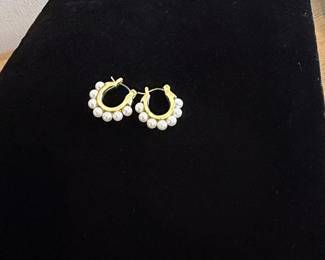 Vintage Pearl Hoop Earrings - Gold Tone Faux Pearl