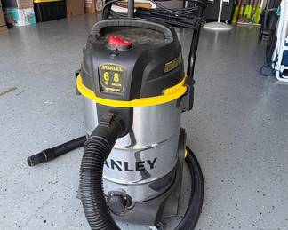 Stanley 6/8 Gallon Stainless Steel Wet/Dry Vacuum