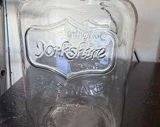 Yorkshire Glassware Beverage Dispenser