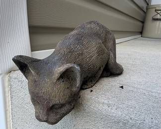 Cat Garden Statue