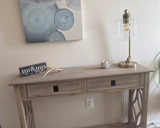 Farmhouse Style Whitewashed Wood Console Table with Lattice Side Panels