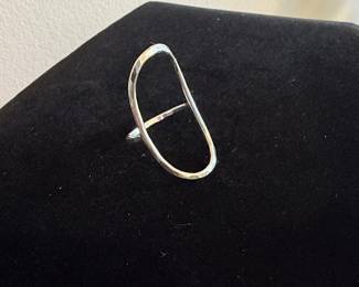 Sterling Silver Hammered Open Oval Ring