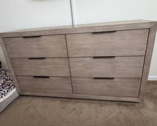 Modern Six-Drawer Dresser with Integrated Pulls