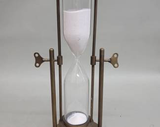 Lot 538 Vintage brass hourglass sand timer