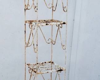 Lot 261 Vintage 3tiered wrought iron plant stand