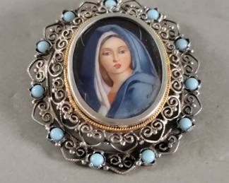 193 Lot 385 Vintage handpainted Virgin Mary miniature portrait pendant in 800 silver filigree