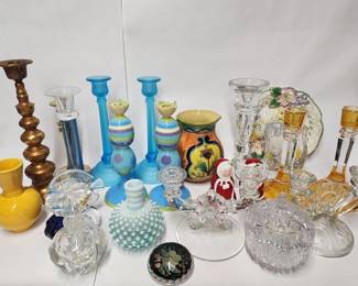 Lot 378h Vintage items candlesticks and holders