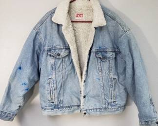 Lot 292 Vintage Levis sherpa denim jacket