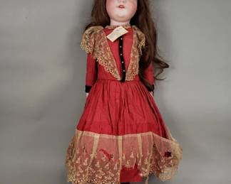 189 Lot 189 Antique Armand Marseille bisque doll