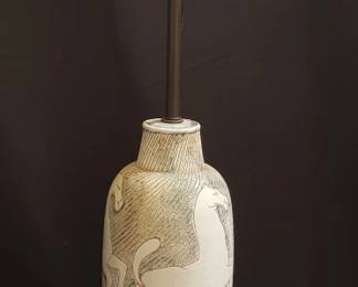 184 Lot 252 Marcello Fantonistyle ceramic table lamp