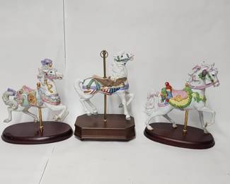 Lot 376h Vintage porcelain Lenox carousel horses
