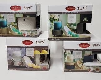 Lot 316h 4 deluxe Candle Warmers in original boxes