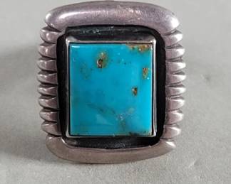 Lot 497 Silver and turquoise ring