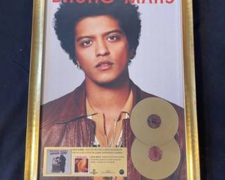 076 Lot 327h Framed Bruno Mars 20,000 copy sold award plaque
