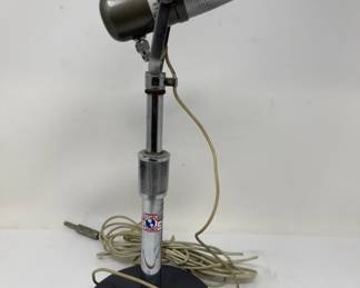 Lot 243 Vintage Atlas Sound ajustable desktop microphone