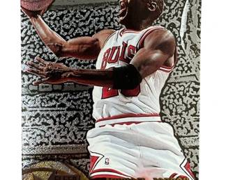 138 Lot 430h 1996 Fleer Metal silver Michael Jordan card