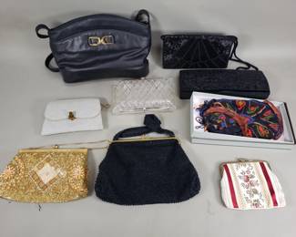 Lot 302 Group of womens handbags