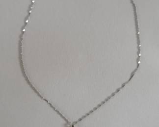 019 Lot 608 14k white gold chain with diamond pendant
