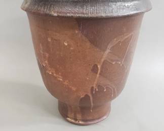 Lot 283 Vintage signed barbar pottery planter