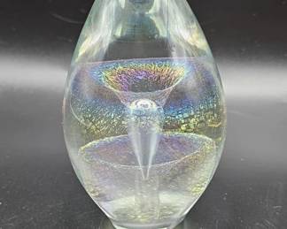 089 Lot 421h Vintage 1999 Robert Eickholt signed iridescent dichroic art glass paperweight