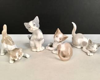 161 Lot 515 Complete vintage 4piece Lladr kitten figurine set