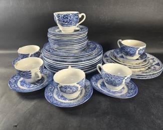 Lot 353 Group of blue and white earthenware plates