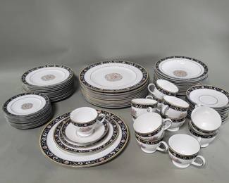 174 Lot 215 69piece Wedgwood china
