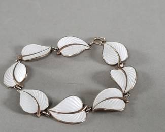 198 Lot 363 Sterling silver and enamel leaf form bracelet