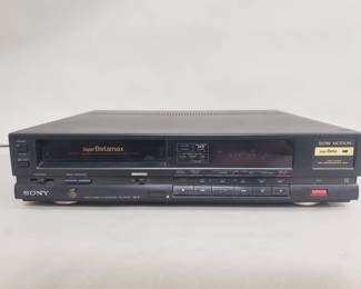 Lot 314 Sony video cassette recorder SLS600 Super Betamax