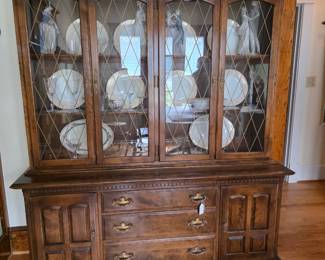 Quality China cabinet