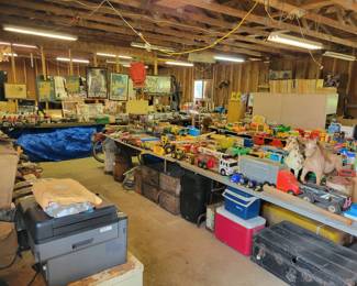 Full pole barn