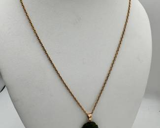 Stamped 750 Gold Necklace With Jade Pendant