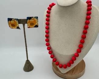 Vintage Pink Beaded Necklace With Flower Earrings