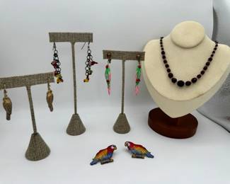 Vintage Parrot Jewelry Beaded Necklace Featuring Eddie Bauer