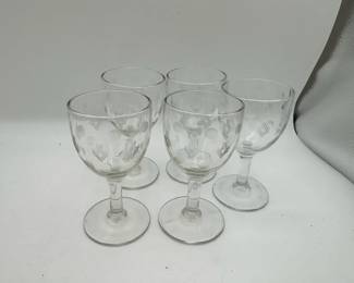 Cross Cross Punties Glassware