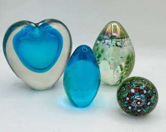 Decorative Glass Paperweights Blown Glass Bottle Stopped