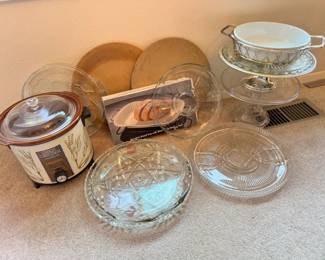 Crockpot Serveware