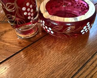 Vintage Hemsley's Giftware Smoking Set