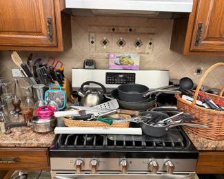 KITCHEN!!!
