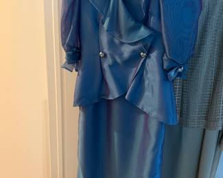 Vintage 2 Piece Evening Ware