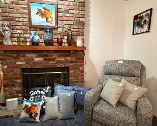 recliner good condition pillows, decor