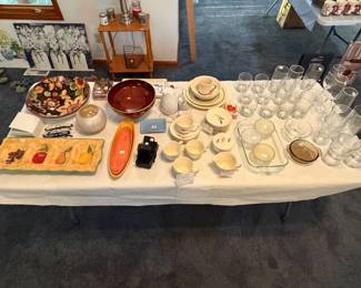 glas and kitchen service ware and bowls