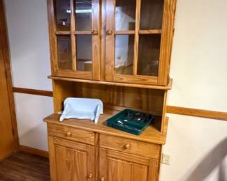 oak hutch