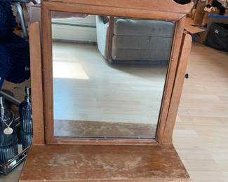 Vanity stand
