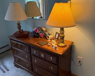 Bedroom 2: Bassett long dresser, pair lamps